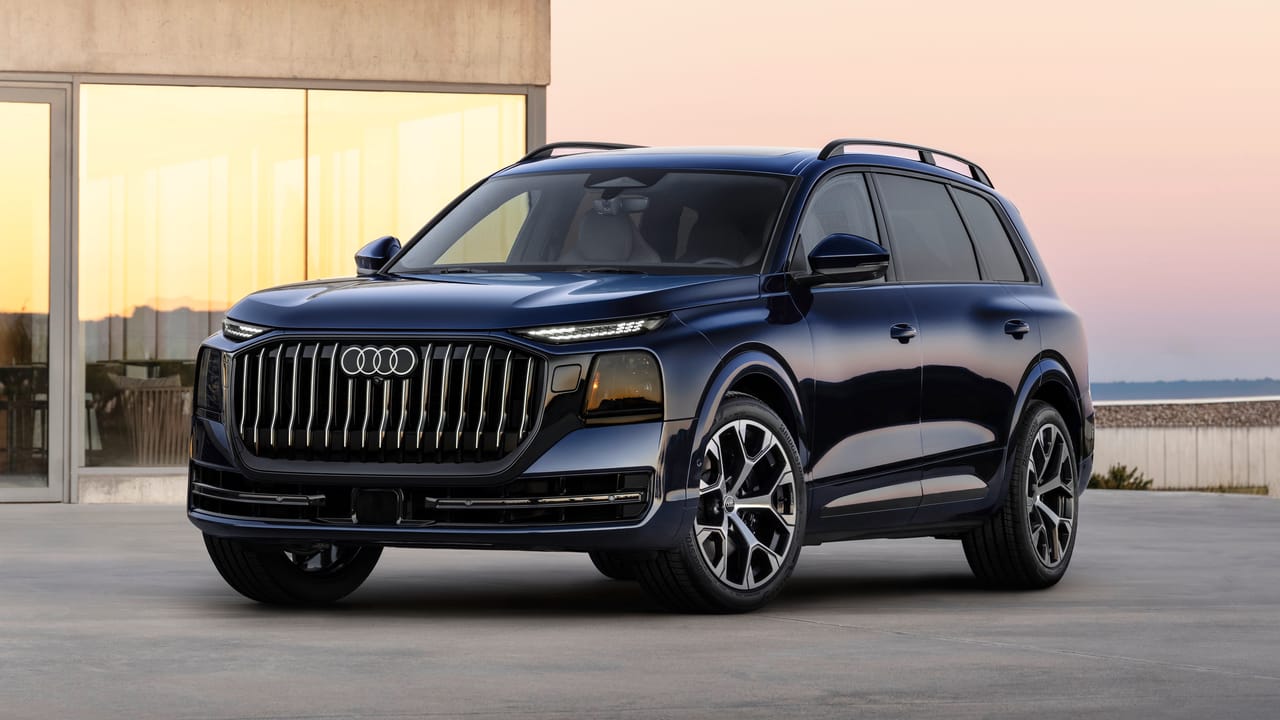 The gargantuan new Audi Q9 is officially too large for London